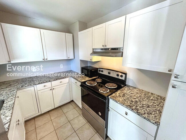 Photo - 1001 Kinney St