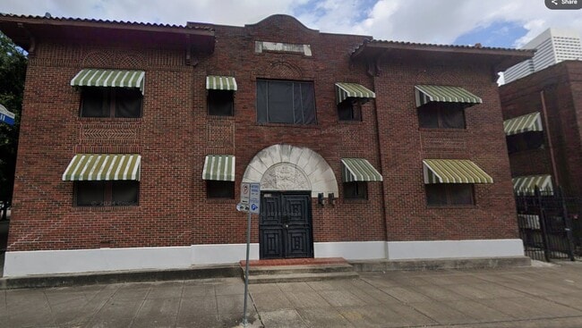 Building Photo - 1414 Austin St Unit 06