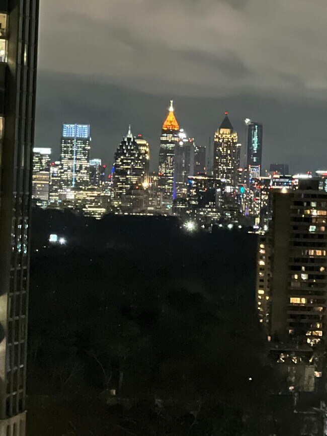 Building Photo - 2870 Pharr Court South NW Unit Concorde