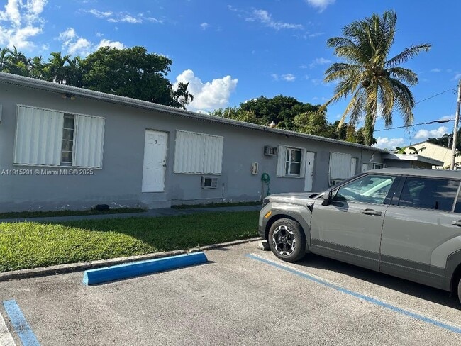 Photo - 1293 NE 109th St Apartamento Unidad 3