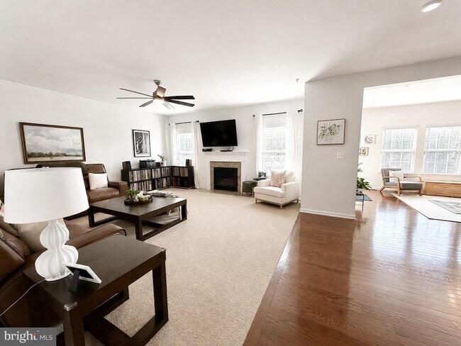 Photo - 17875 Sugarberry Rd