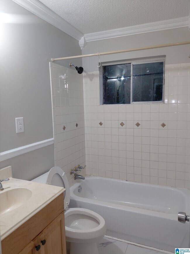 Photo - 1820 3rd Pl SW