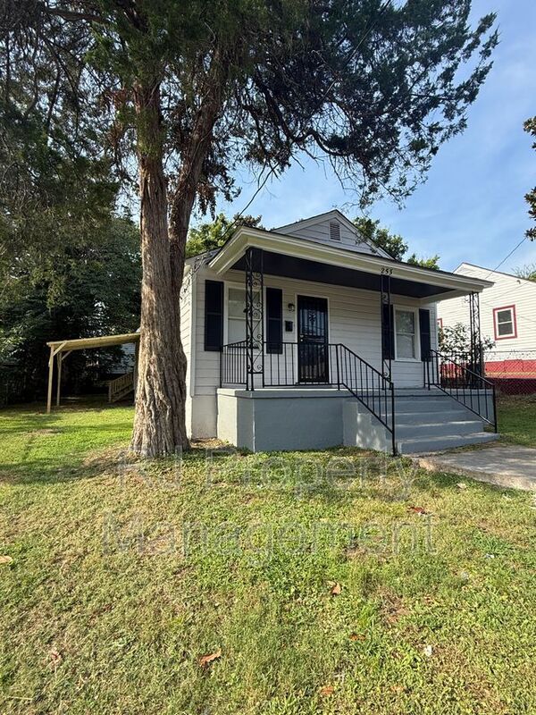 Photo - 253 Silverage Ave