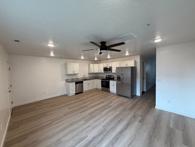 Photo - 5697 E Surfers Pt Ln Unit 2