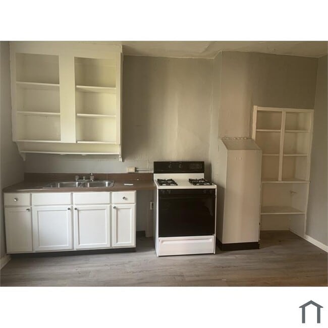 3224 Monroe Ave Unidad Down Rear