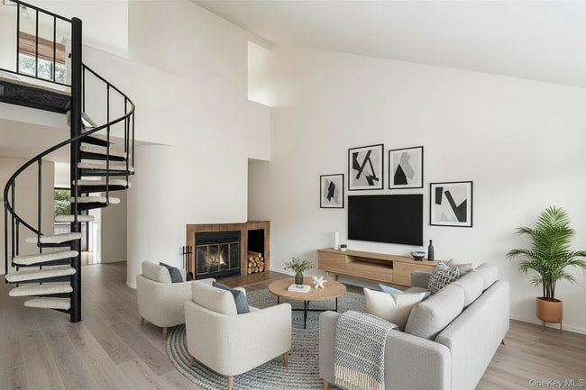 Building Photo - 71 Fox Run