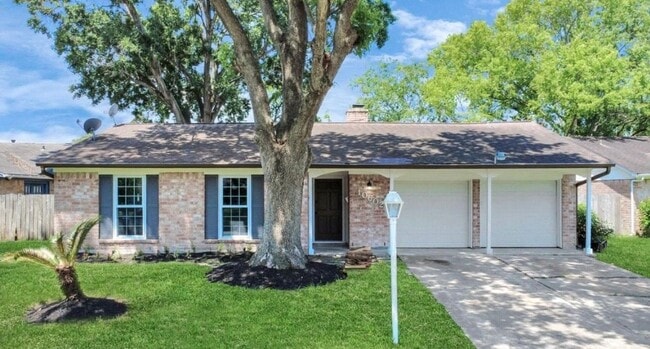 Photo - 10602 Raydell Dr