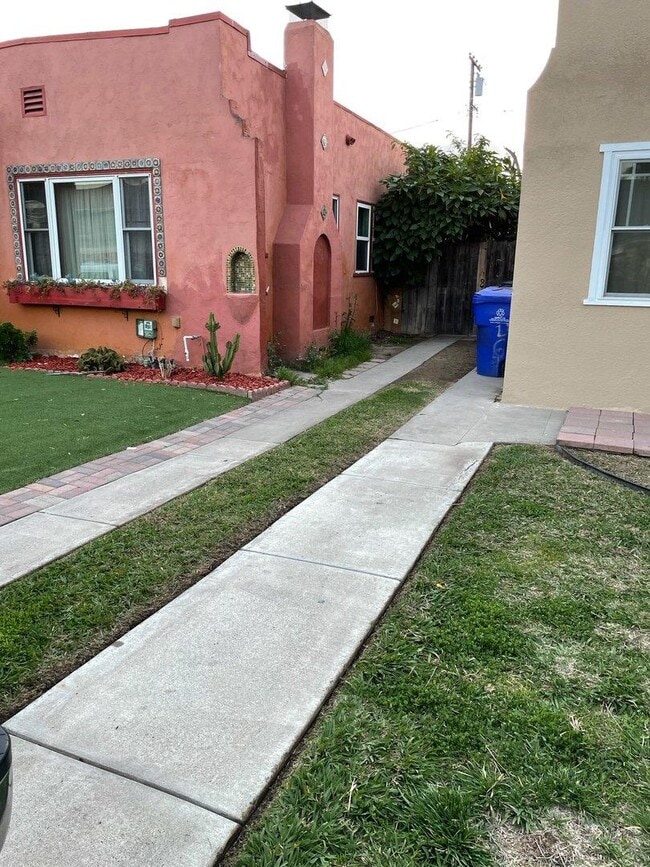 Photo - 4624 32nd St