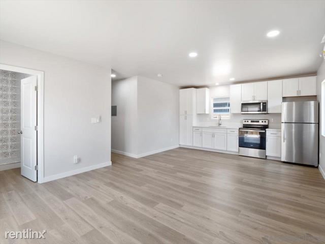 Photo - Studio, 1 bath 4plex - 2321-2327 Prospect ...