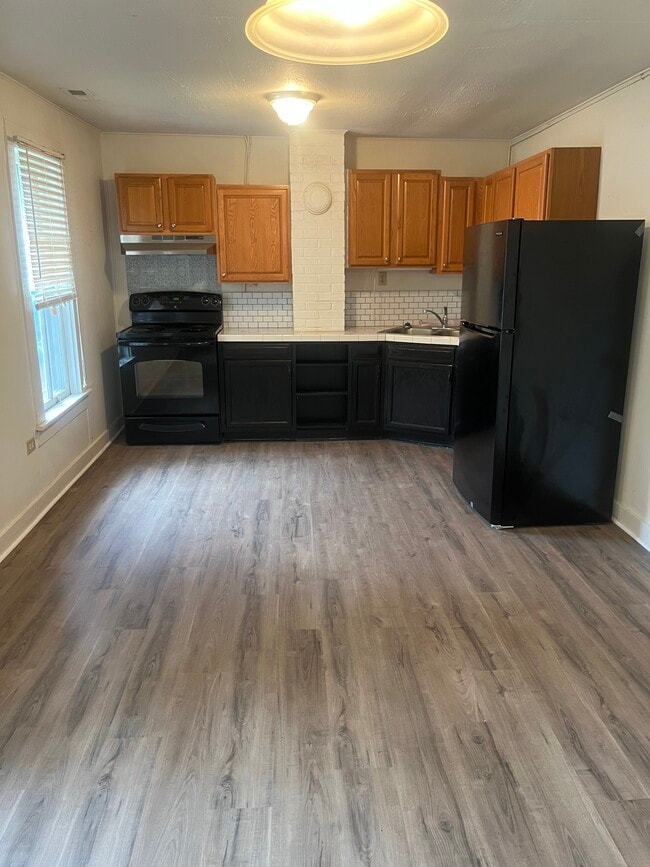 Photo - 310 N Bennett St Unit 2