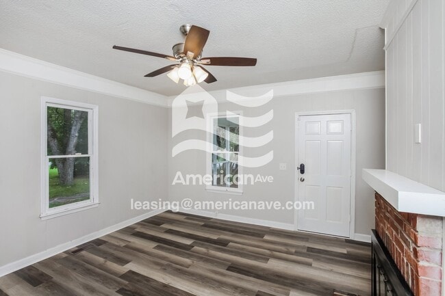 Photo - 2303 Haile St