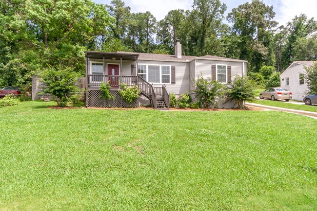 Building Photo - 833 Grove St