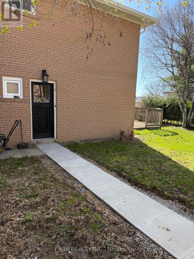 Photo - 5 Navan Crescent