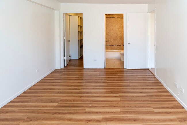 Photo - 1169 S Plymouth Ct Unit 302