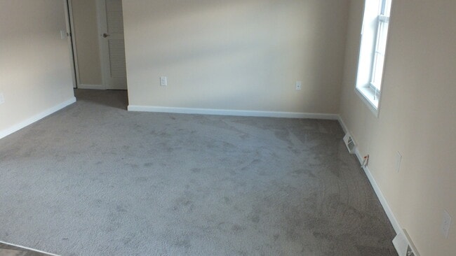 Photo - 39 Rudd Farm Dr