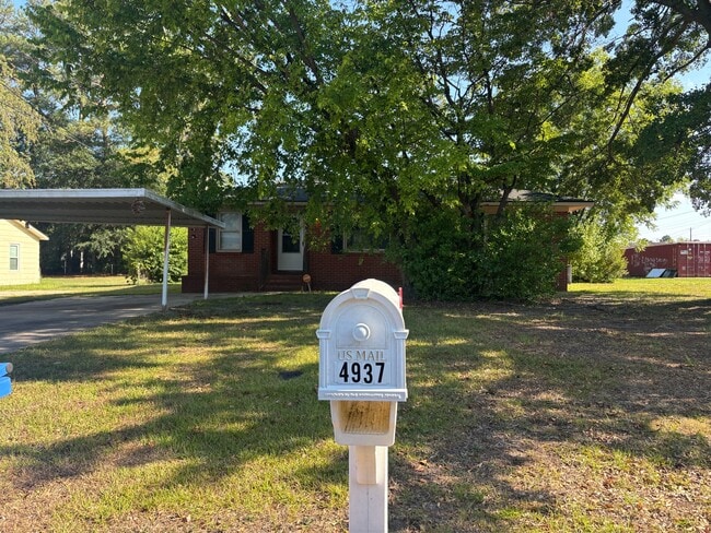 Photo - 4937 Walnut Dr