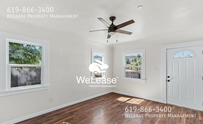 8933 Fair Ln