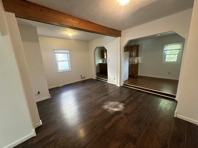 Photo - 304 Bessemer Ave