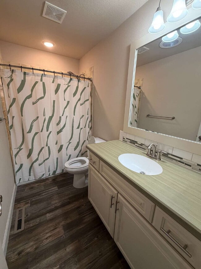 Photo - Modern 2 Bed, 2 Bath Duplex in Laurel Unit #1