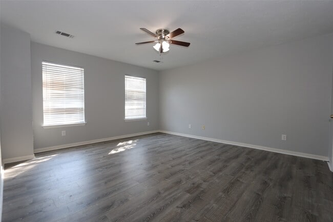 Photo - 13518 Sherman Oaks Dr