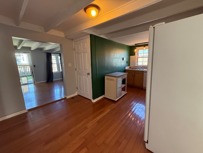 Photo - 1624 Porter Ave