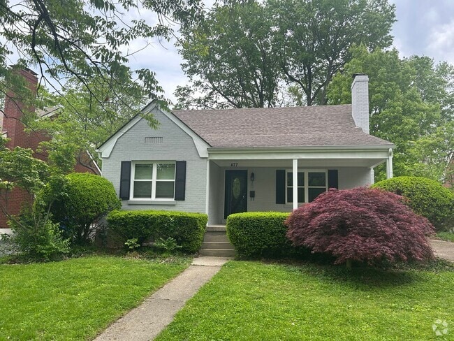 Building Photo - Spacious 4 bedroom 1 Bath Home with Tons o...