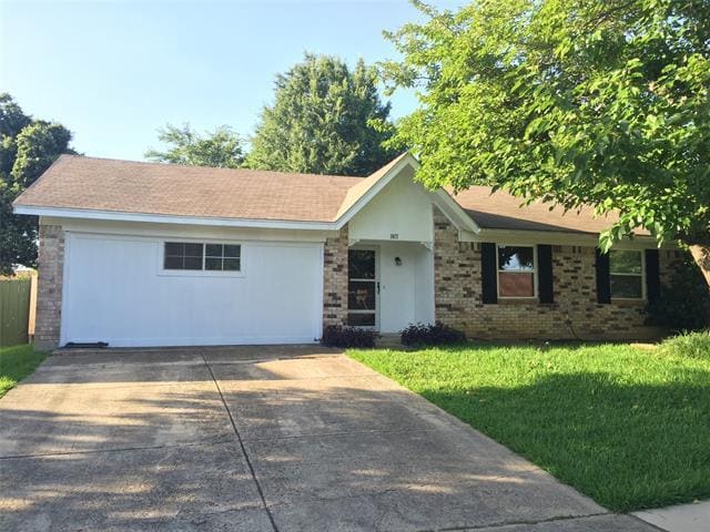 Photo - 1617 Kingston Dr House