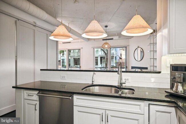 Photo - 1700 Kalorama Rd NW Unidad 207