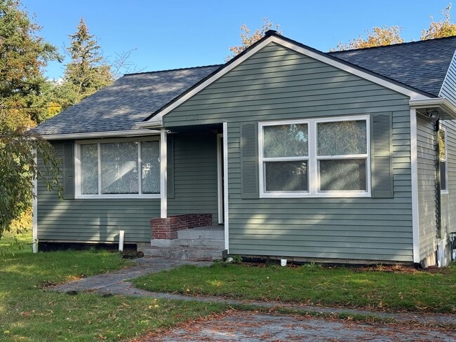 Photo - Charming 4 bedroom on 1+acre in Renton across from Benson Hill Elementary