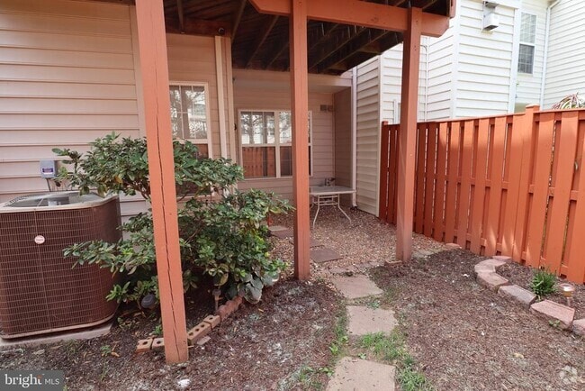 Building Photo - 21319 Victorias Cross Terrace Rental