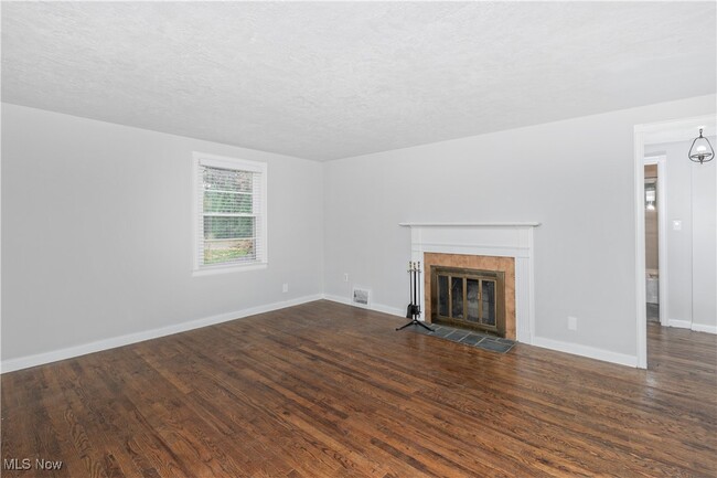 Photo - 6466 Wilson Mills Rd