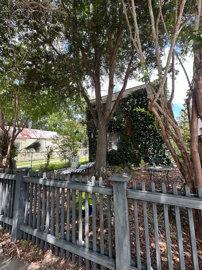 Photo - Inviting 2bd/1ba Apartment in the Heart of Downtown