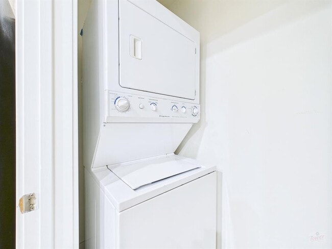 Photo - 711 W 32nd St Unit 126