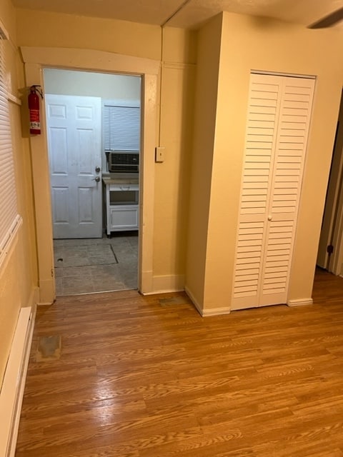 Photo - 1121 Egan Ave