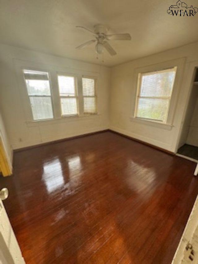 Photo - 2406 Avenue E