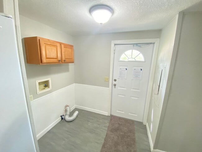 Photo - Charming 3-Bedroom, 2-Bath Home with Fence...