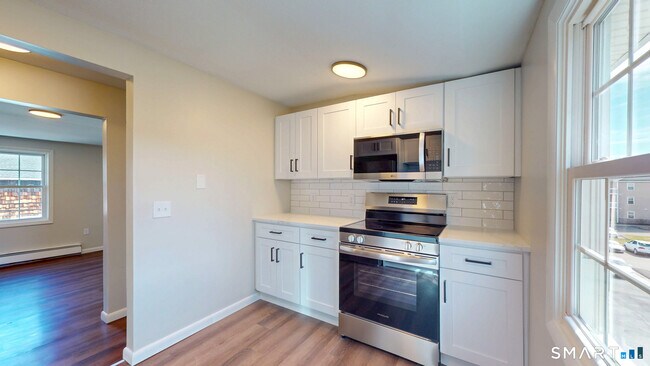 Photo - 12 Liberty St