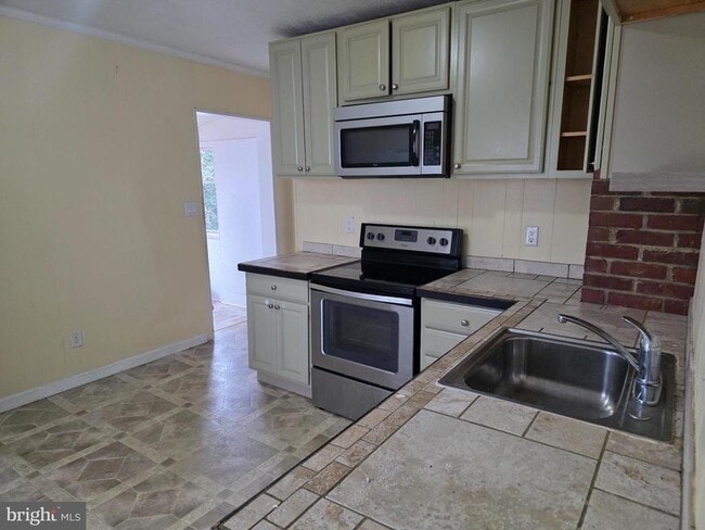 Photo - 239 Belleview Ave