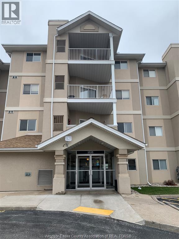 Photo - 1535 Grand Marais Rd W Unit 304