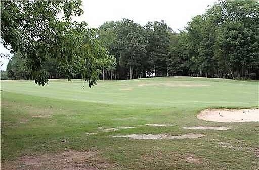 Photo - Located in Highland Creek