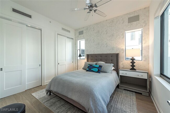 Photo - 1111 Central Ave Unidad 310