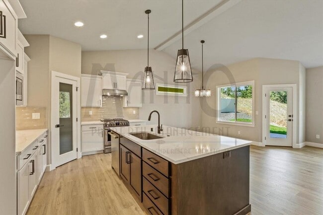 Photo - 5116 Scenic Ln