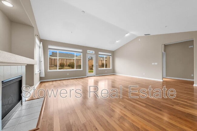 Photo - 5406 Martingale Ct