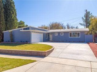 Photo - 1126 Valiant St