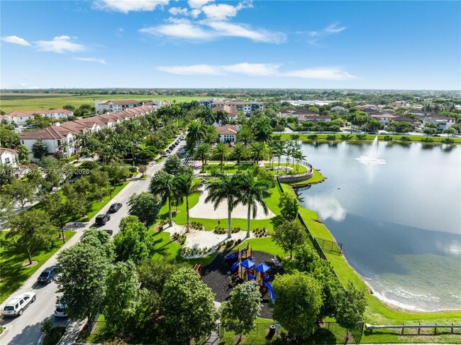 Building Photo - 16946 SW 90th Terrace Cir