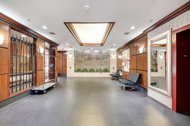 Photo - Grand Meridia