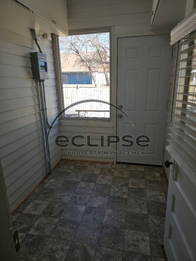 Photo - 204 Edison Ave