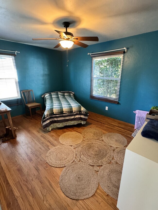 Photo - 1843 Beryl St