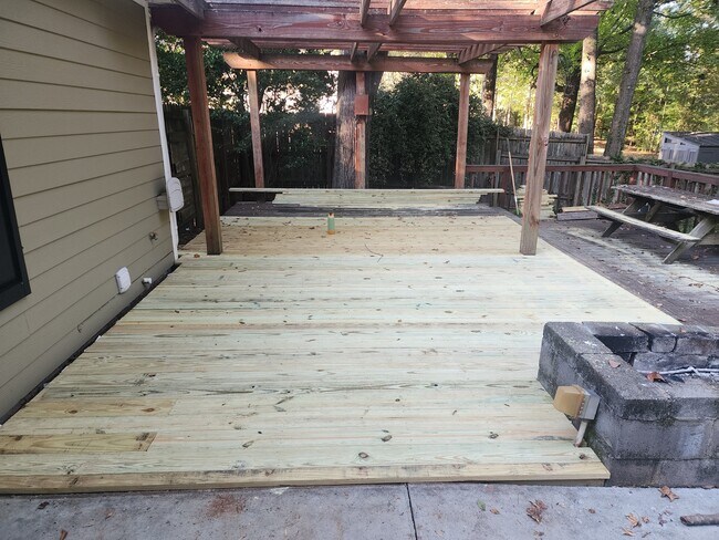 Building Photo - 753 Stallings Rd