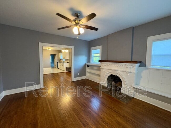 Photo - 1532 N Main St